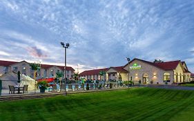 Wingate By Wyndham Wisconsin Dells Waterpark Hotel United States