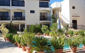 Nicos & Olympia Apartments