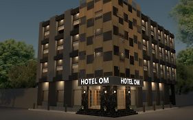Hotel Om Somnath 3*
