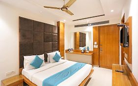 Hotel Fortuner Karol Bagh Just 1 Km From New Delhi Railway Station  India