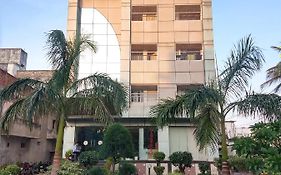 Hotel Varanasi Palace 3*