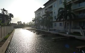 Las Marinas Condominiums With Boat Docks