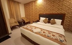 Hotel Paras Delhi Airport New Delhi India