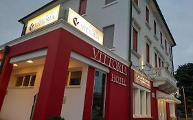 Hotel Vittoria  4*