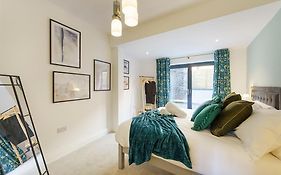 Bressingham - 2 Bedroom Luxury Apartment By Mint Stays