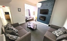 Regent House Holiday Home - Blackpool Resort Collection