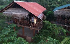 Chena Huts Eco Resort