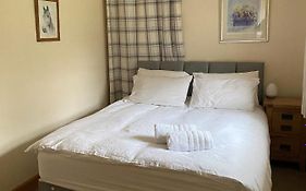 Cosy Cottage In Beautiful Royal Deeside