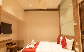 The Paradise Hotel - Luxury Stay Kanchipuram  India