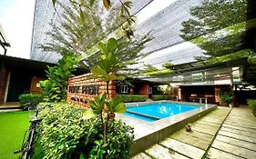 Petak Padin Cottage By The Pool