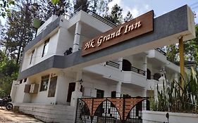 Hk Grand Inn Yercaud  India
