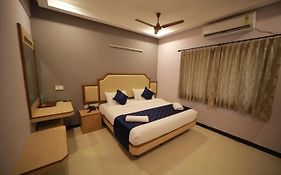 Majestic Hotel Madurai 2*