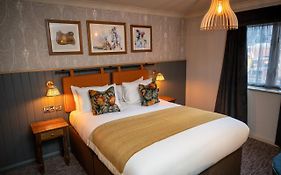 The Ely Hotel Camberley 4*