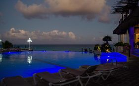 Cancun Plaza Sea View
