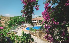 Cyprus Villages - Bed & Breakfast - With Access To Pool And Stunning View Tochni