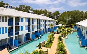 Oaks Lagoons Resort 4*