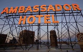 The Ambassador Hotel Milwaukee Wi