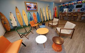 Delphin Surf Hotel  3*
