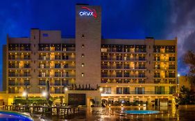 Oryx Hotel  5*