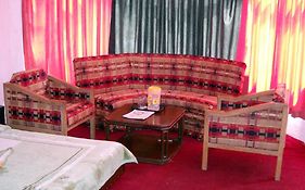 Hotel Hadimba Palace Manali 2*