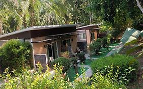 Дом Отдыха Baanphong Lanta