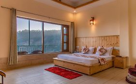 Nature View Cottage Kasauli 5 Double Beds  India