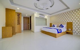 Hotel Decent Suites - Delhi Airport New Delhi India