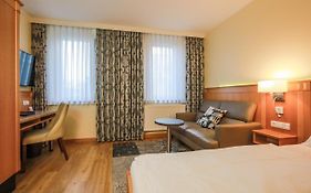 Kral - Business Hotel&serviced Apartments 4*