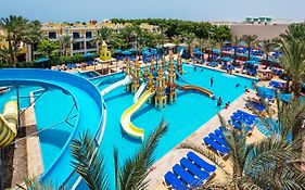 Mirage Bay Hotel & Aqua Park , Suites