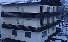 Haus Kira