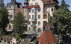 Spa Hotel Villa Smetana  4*
