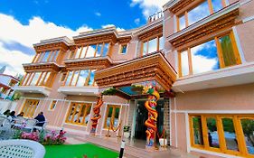 Hotel Sangaylay Palace Leh