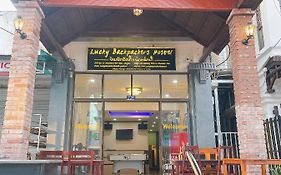 Lucky Backpackers Hostel Vientiane 3*