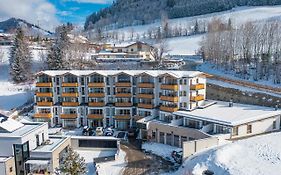 Hotel Alpendorf Ski- & Sonnenresort By Alpentravel