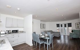 Serviced Apartments In Liverpool City Centre - L1 Boutique By Happy Days