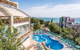 Golden Beach Park Hotel  4*