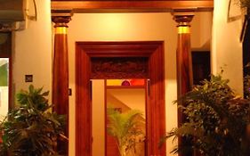 Hotel Coramandal Heritage Pondicherry 2*