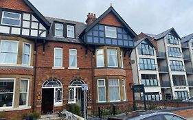 Melrose Guest House Whitby 3*