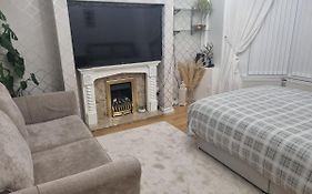 Private Double Room In Cardiff