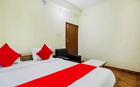 Sb Premium Suite Puri Hotel 2* India