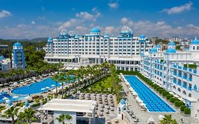 Rubi Platinum Spa Resort & Suites  5*