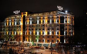 New Park Hotel