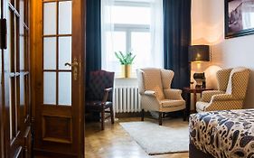 Halby Luxury Rooms Chmelna 73B