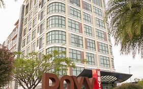 Roxy Hotel & Apartments  3*