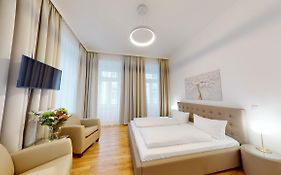 Alon Homes Vienna - Premium Apartments City Center - Contactless Self-Check-In