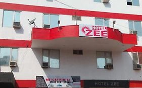 Hotel Zee Agra 5*