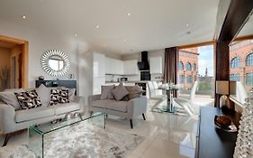Amazing City Centre Penthouse With Private Roof Terrace