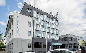Hotel Turkus  2*