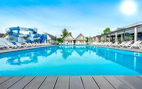 Holiday Park&resort Ustronie Morskie 3*