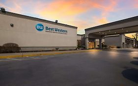 Best Western Brantford Hotel And Conference Centre 3*